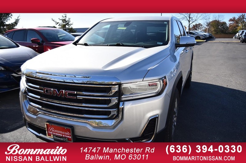 GMC Acadia Vehicle Full-screen Gallery Image 01