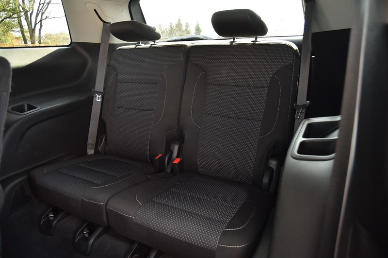 GMC Acadia Vehicle Full-screen Gallery Image 23