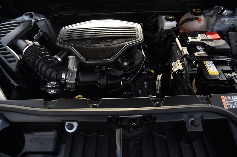 GMC Acadia Vehicle Full-screen Gallery Image 25