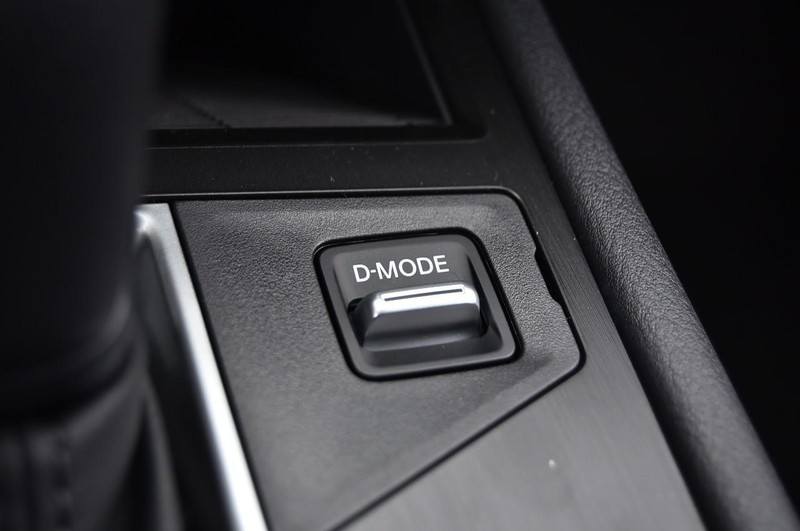 Nissan Kicks Vehicle Full-screen Gallery Image 19