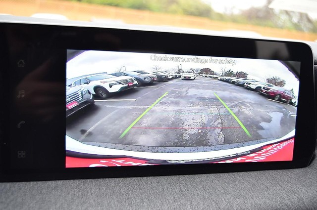 Nissan Kicks Vehicle Image 13