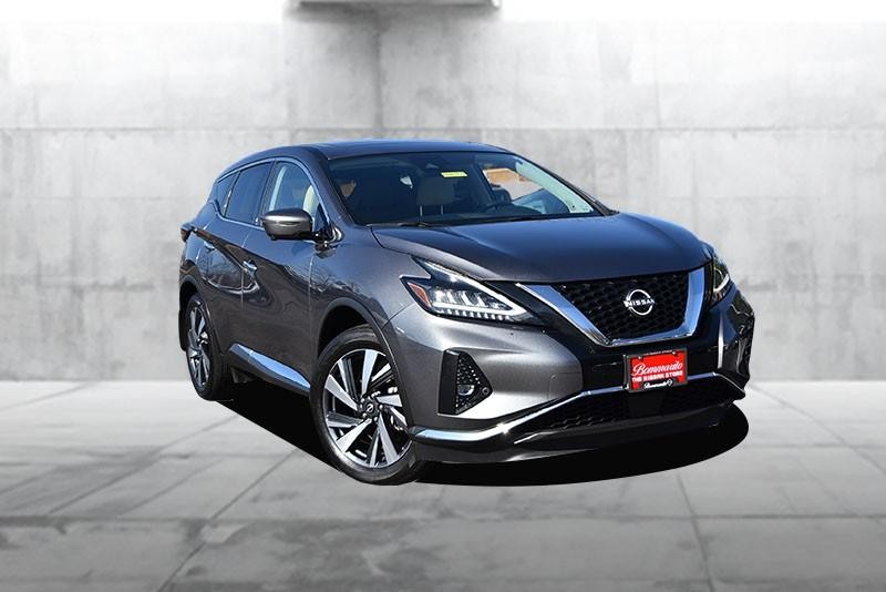 Nissan Murano Vehicle Full-screen Gallery Image 2