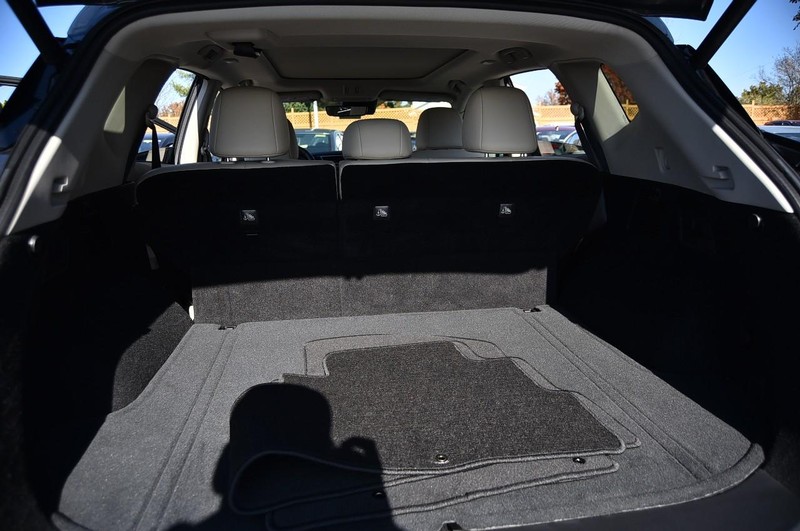 Nissan Murano Vehicle Full-screen Gallery Image 29