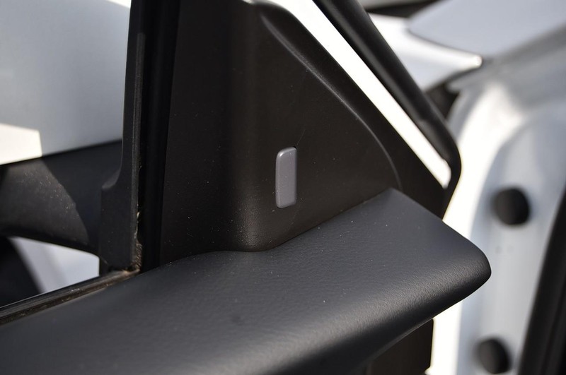 Nissan Sentra Vehicle Full-screen Gallery Image 10