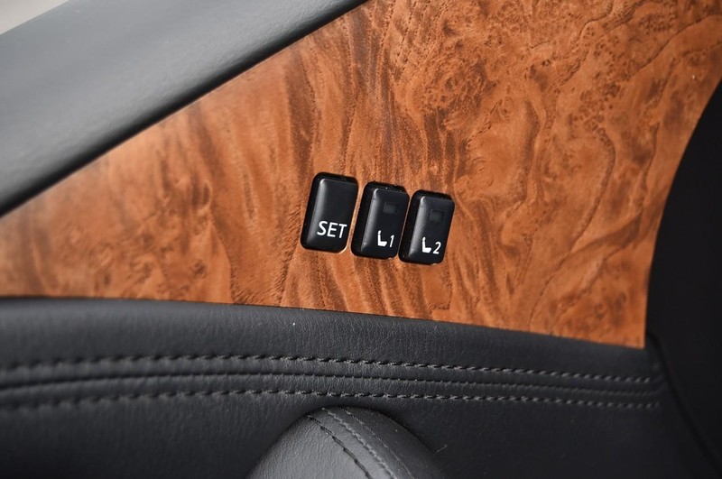 Nissan Armada Vehicle Full-screen Gallery Image 10