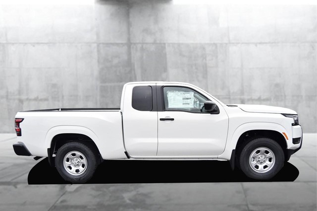 Nissan Frontier Vehicle Image 05