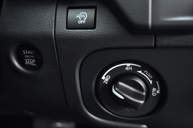 Nissan Frontier Vehicle Image 21