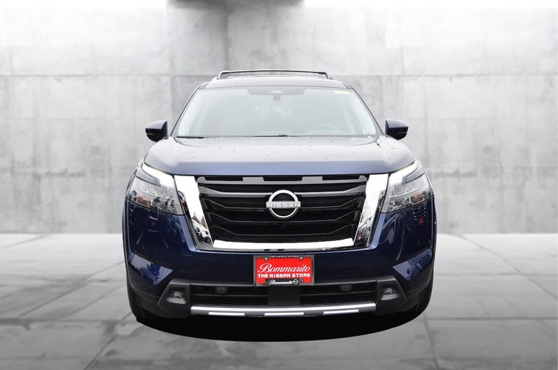 Nissan Pathfinder Vehicle Image 04