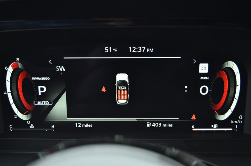 Nissan Pathfinder Vehicle Image 13