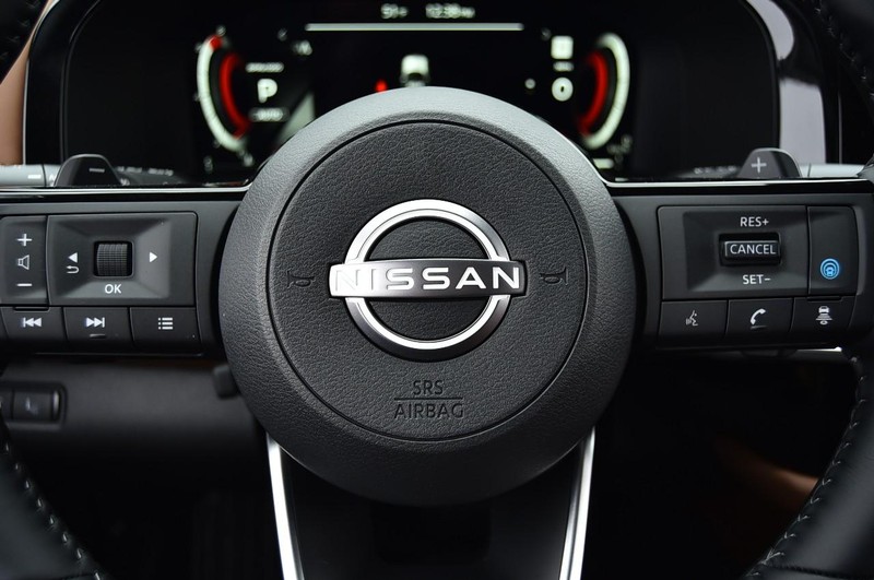 Nissan Pathfinder Vehicle Image 23