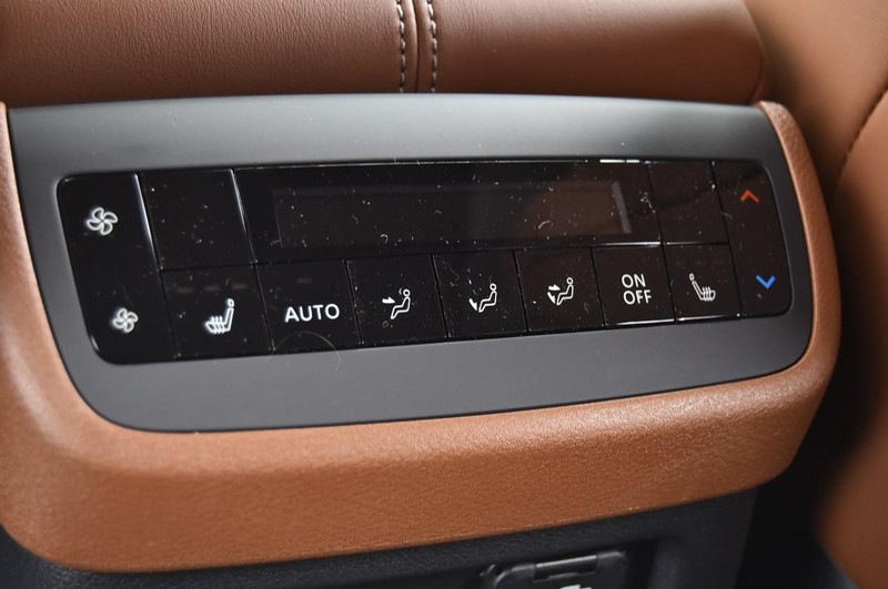 Nissan Pathfinder Vehicle Image 28