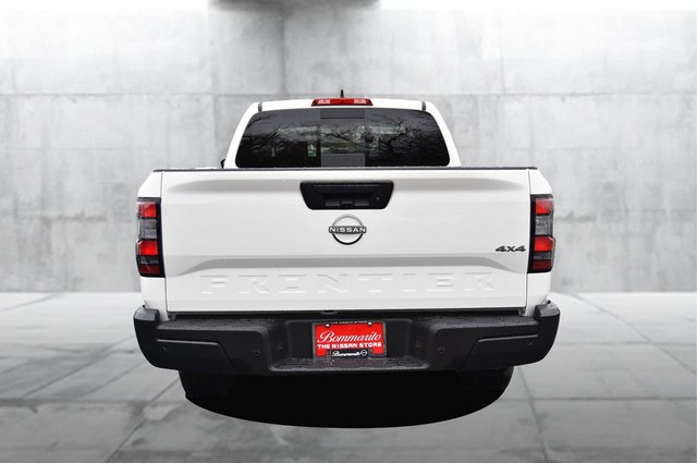 Nissan Frontier Vehicle Image 06