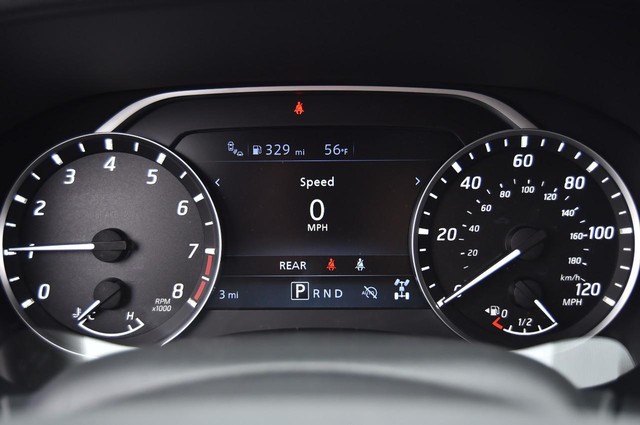 Nissan Frontier Vehicle Image 16