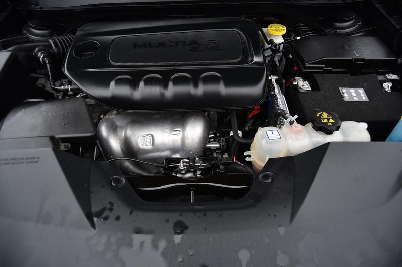 Jeep Cherokee Vehicle Full-screen Gallery Image 27