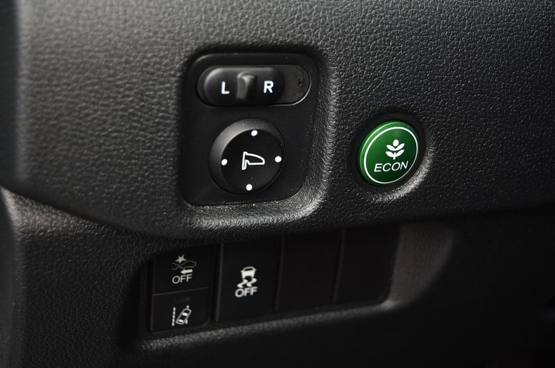 Honda Passport Vehicle Full-screen Gallery Image 10