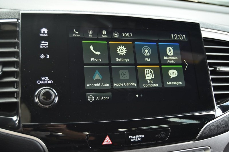 Honda Passport Vehicle Full-screen Gallery Image 14