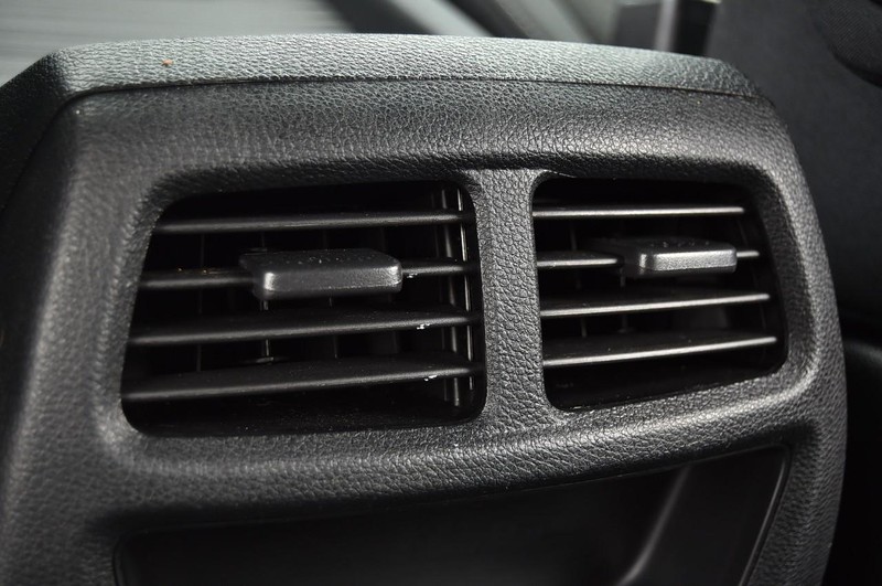 Honda Passport Vehicle Full-screen Gallery Image 23