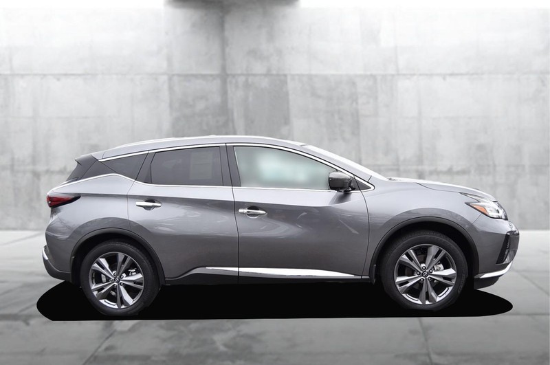 Nissan Murano Vehicle Image 05