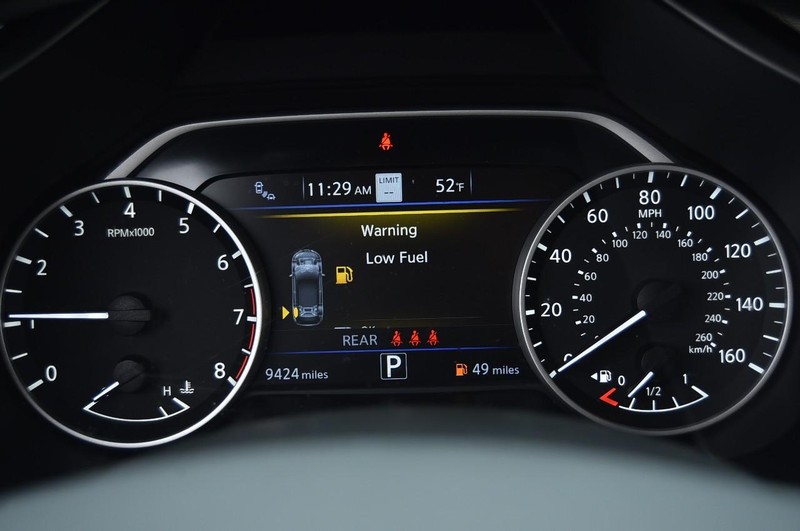 Nissan Murano Vehicle Image 14