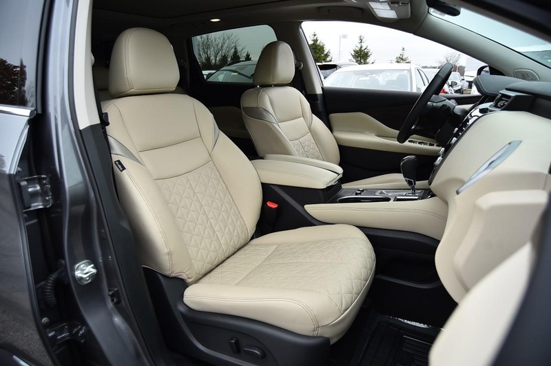 Nissan Murano Vehicle Image 25