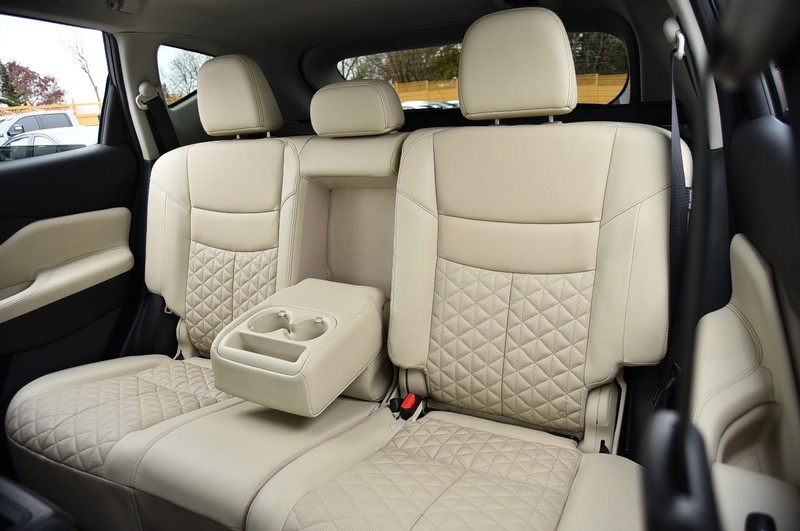 Nissan Murano Vehicle Image 27