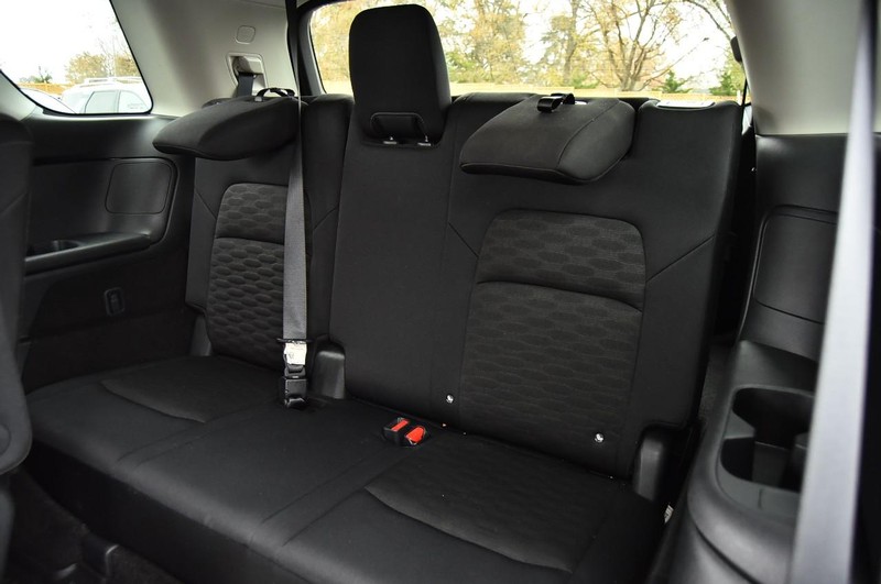 Nissan Pathfinder Vehicle Image 26