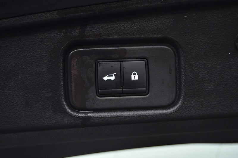 Nissan Pathfinder Vehicle Image 28