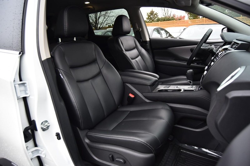 Nissan Murano Vehicle Image 21