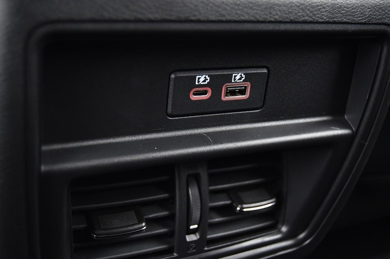 Nissan Murano Vehicle Image 23