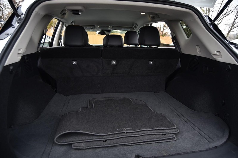 Nissan Murano Vehicle Image 24