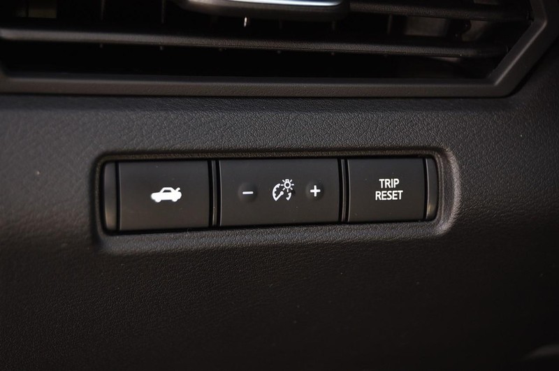 Nissan Altima Vehicle Image 11