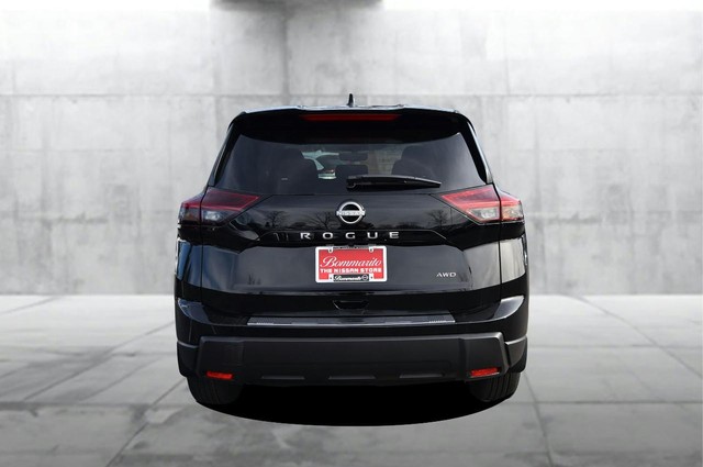 Nissan Rogue Vehicle Image 06