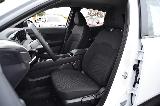 Nissan Kicks Vehicle Image 21