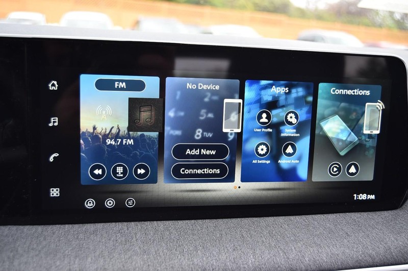 Nissan Kicks Vehicle Image 14