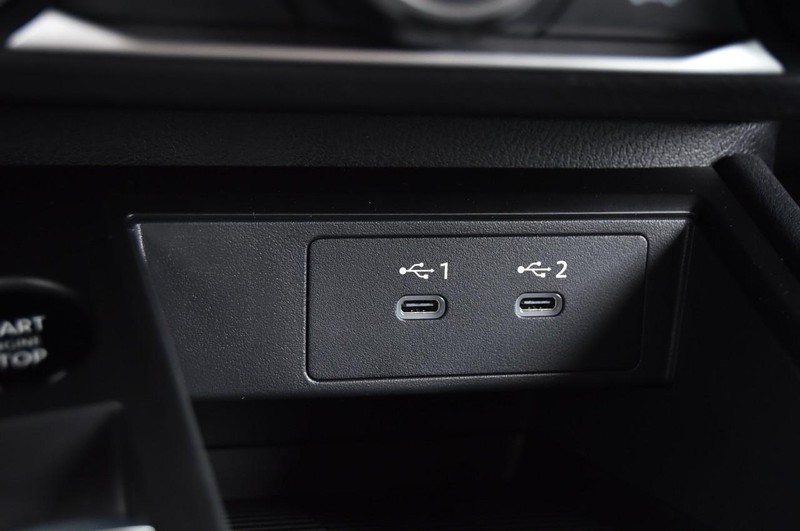 Nissan Kicks Vehicle Image 17