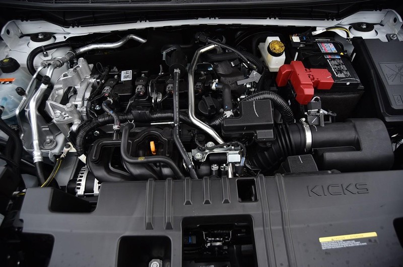 Nissan Kicks Vehicle Image 25