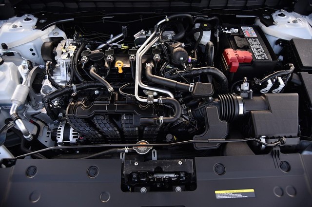 Nissan Altima Vehicle Image 24