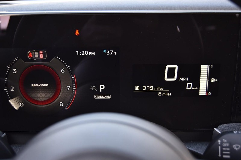 Nissan Kicks Vehicle Image 12