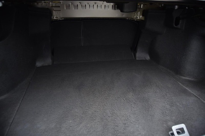 Toyota Camry Vehicle Image 20