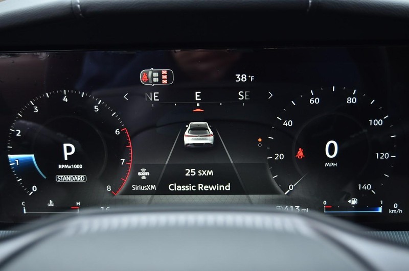 Nissan Murano Vehicle Image 13