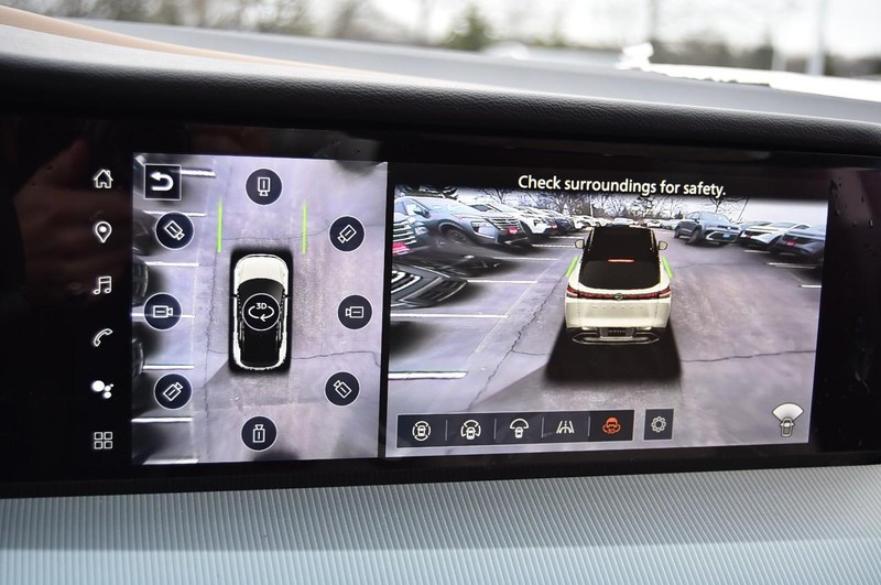 Nissan Murano Vehicle Image 18