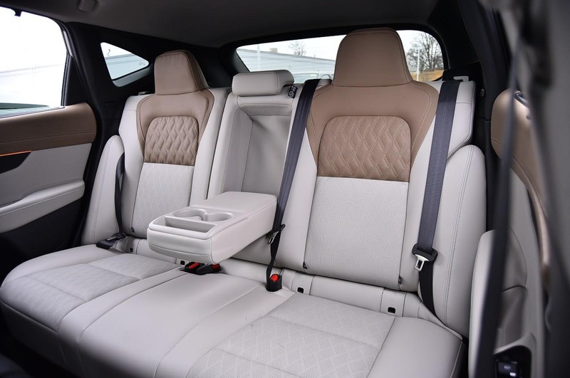 Nissan Murano Vehicle Image 27