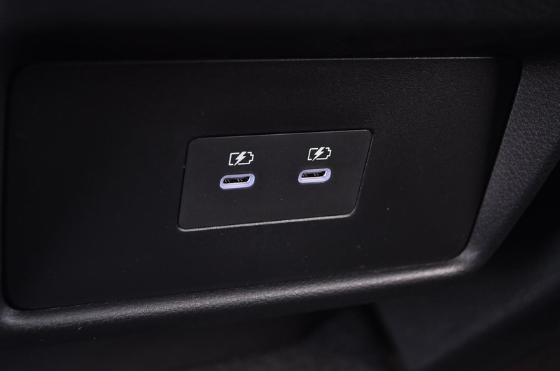 Nissan Rogue Vehicle Image 23