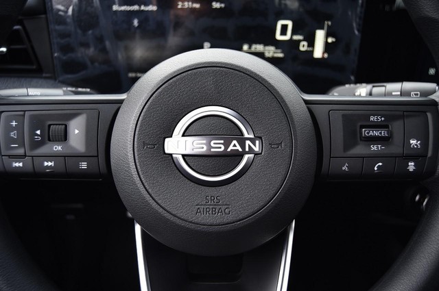 Nissan Kicks Vehicle Image 20