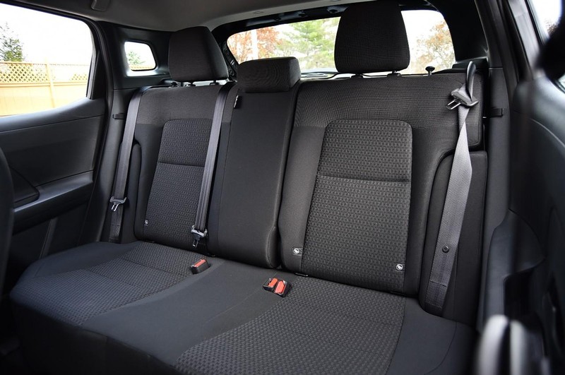 Nissan Kicks Vehicle Full-screen Gallery Image 23