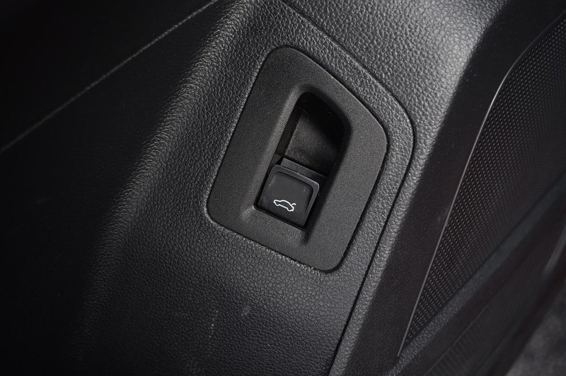 Volkswagen Atlas Vehicle Image 10