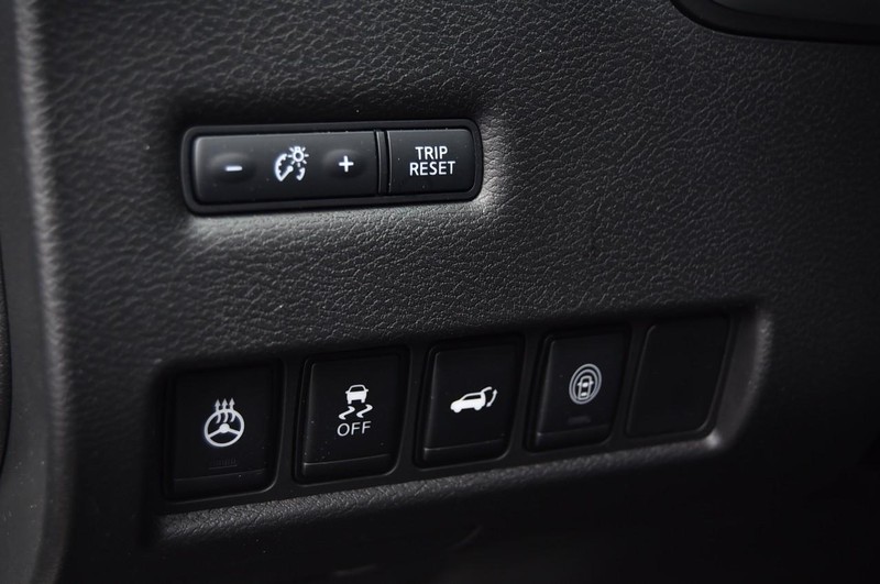 Nissan Murano Vehicle Image 13