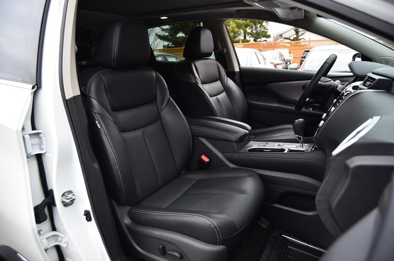 Nissan Murano Vehicle Image 25