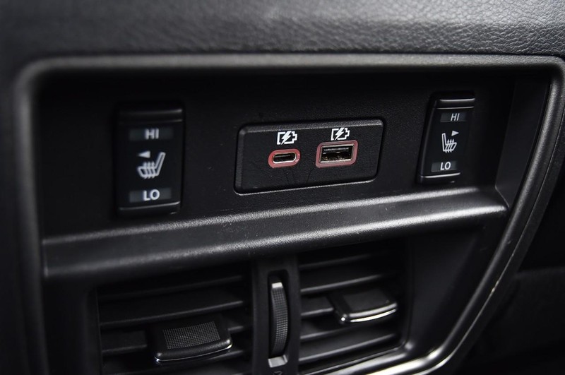 Nissan Murano Vehicle Image 28