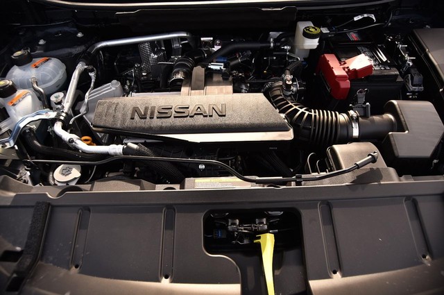 Nissan Rogue Vehicle Image 30